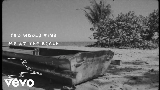 動画サムネイル At The Beach, In Every Life