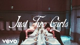 動画サムネイル Just Two Girls