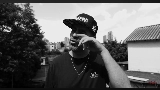 動画サムネイル Movimento