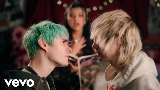 動画サムネイル give me a break! (feat. waterparks)