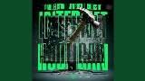 動画サムネイル Internet Hooligan