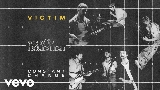 動画サムネイル Victim